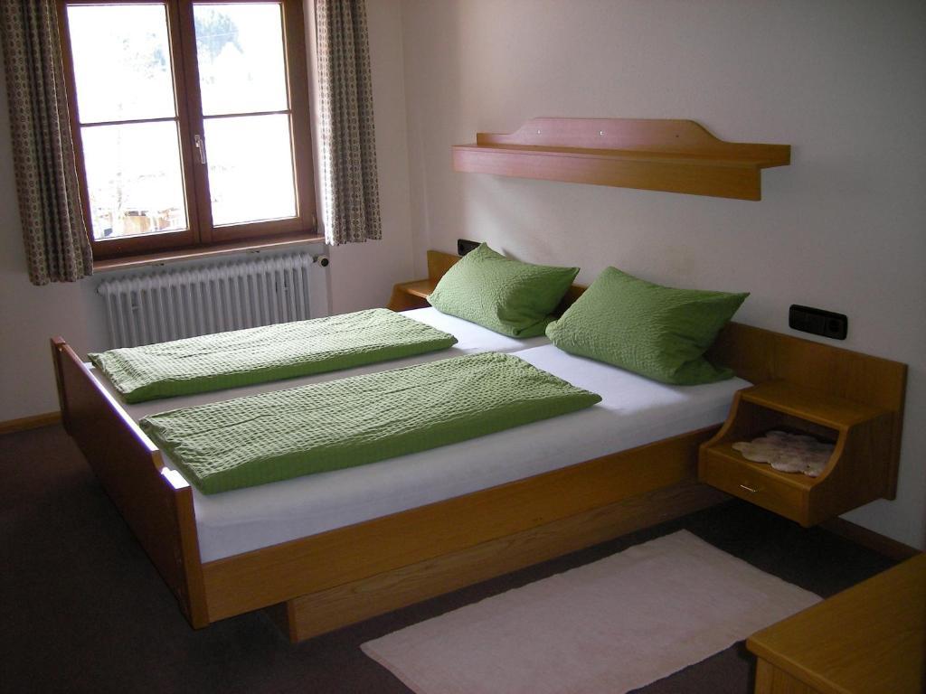 Hotel Gasthaus Zum Hirschen Simonswald Kültér fotó